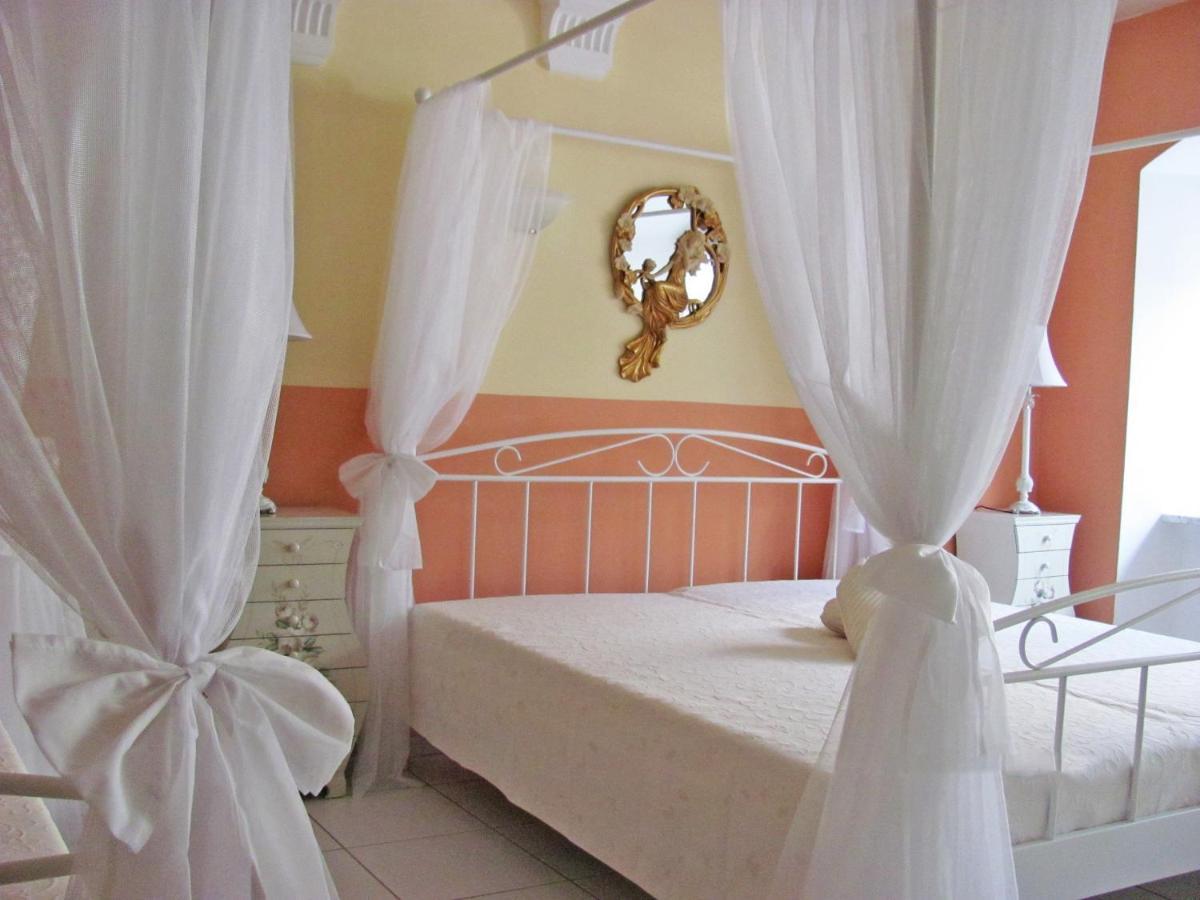 Two-Bedroom Apartment City View